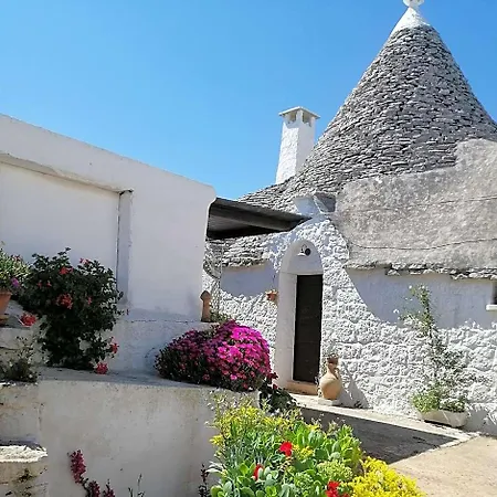 Trulli La Casa Di Rosa 3*